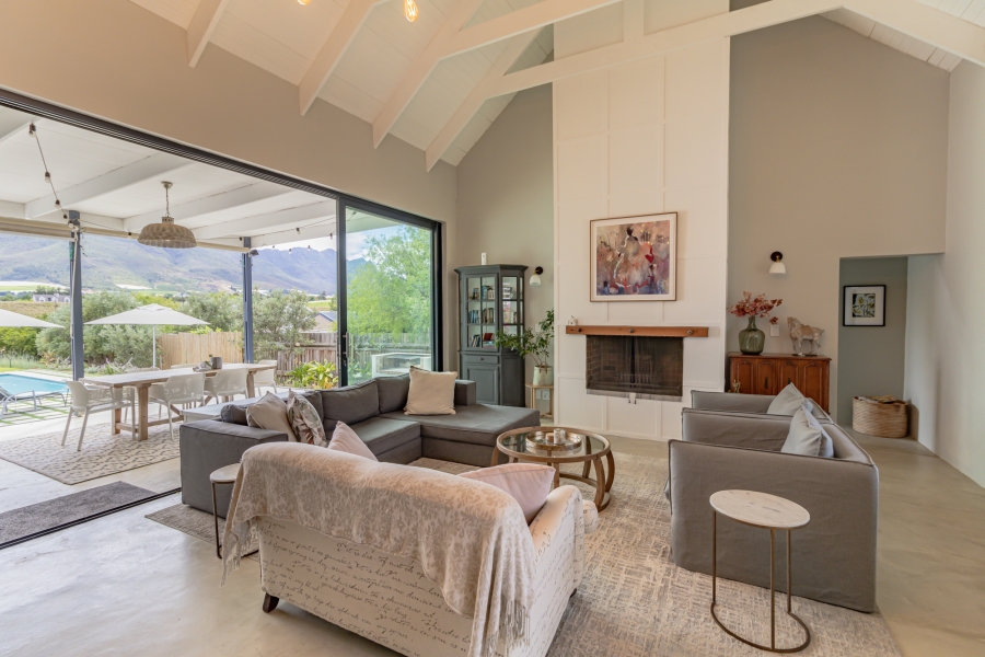 3 Bedroom Property for Sale in Riebeek Kasteel Western Cape